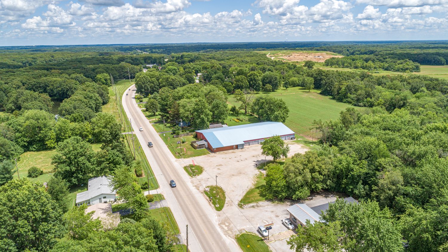 3320 Illinois Route 16, Litchfield, IL 62056